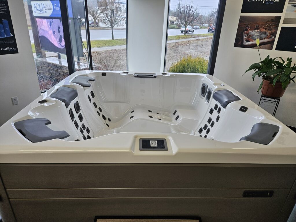 6 Person Hot Tubs For Sale Coeur D'Alene, ID & Spokane Valley In