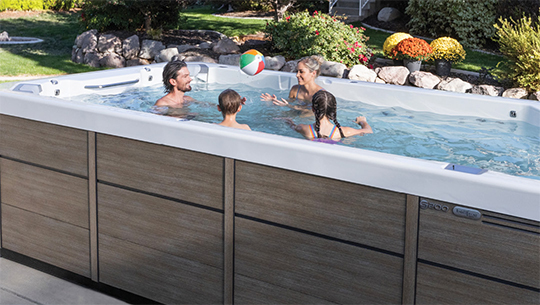 Benefits of a Swim Spa vs. Swimming Pool